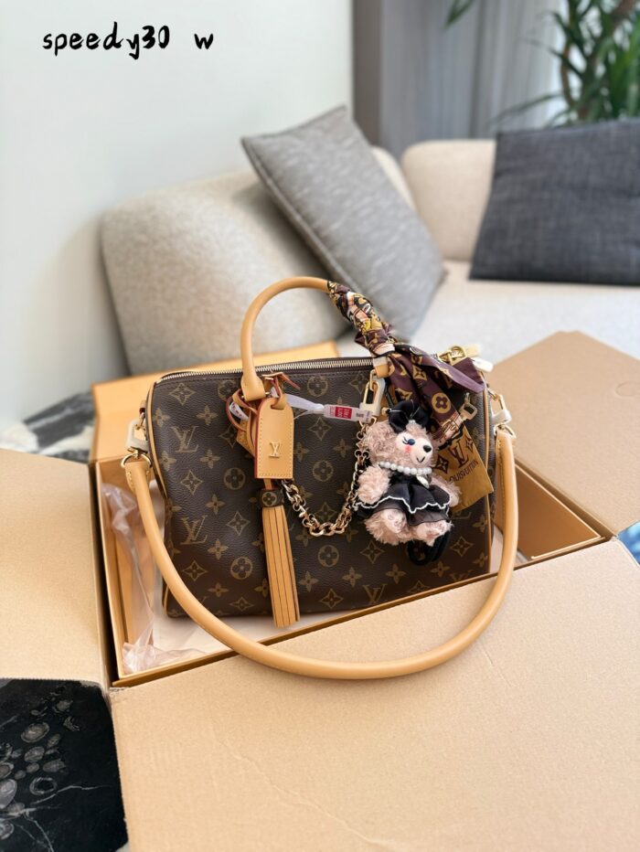 Louis Vuitton Speedy Soft30 Crafty Handbag Unisex Casual Styling - Image 1