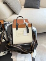 Coach Field Series Tote No. 22 Tote Bag Milkshake White & Oatmeal Square Silhouette Handheld Or Crossbody - Image 2