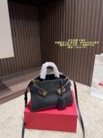 Ferragamo Handbag | Hug-Style Clasp | Spanish Calfskin | Melange | Old Money Aesthetic - Image 2