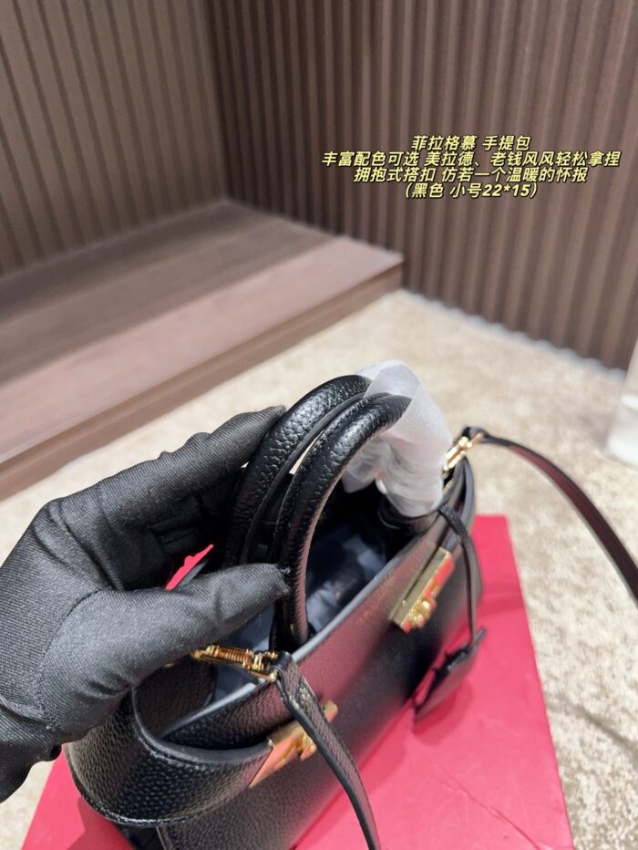 Ferragamo Handbag | Hug-Style Clasp | Spanish Calfskin | Melange | Old Money Aesthetic - Image 8