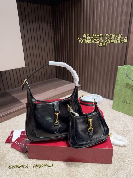 Gucci Jackie 1961 Underarm Bag | Detachable Shoulder Strap | Multiple Carry Options | Versatile Commuter Essential