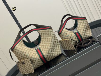 Gucci Shopping Tote Canvas Fabric Generous Capacity Ideal For Mums