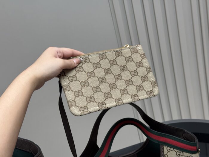 Gucci Shopping Tote Canvas Fabric Generous Capacity Ideal For Mums - Image 3