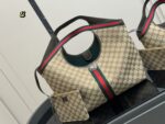 Gucci Shopping Tote Canvas Fabric Generous Capacity Ideal For Mums - Image 9