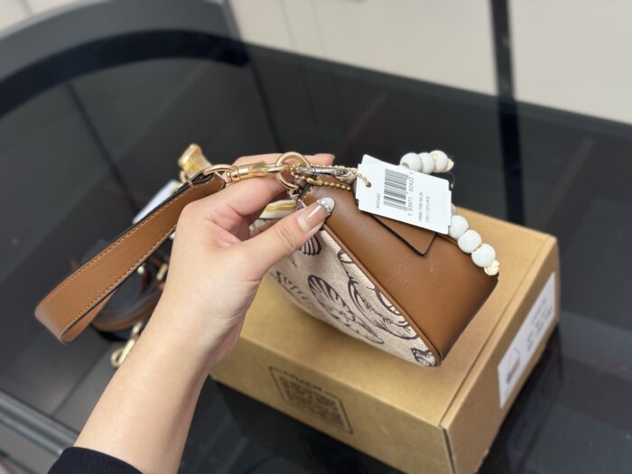 Coach Teri Underarm Bag With Dual Straps For Shoulder Or Crossbody Carry - Image 6