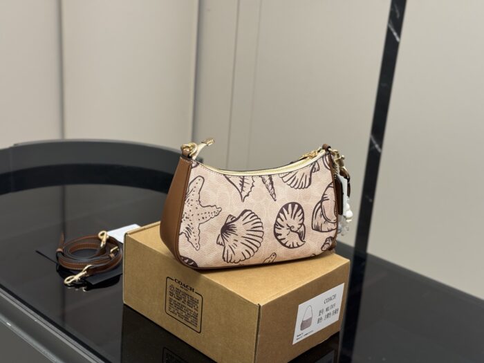 Coach Teri Underarm Bag With Dual Straps For Shoulder Or Crossbody Carry - Image 7