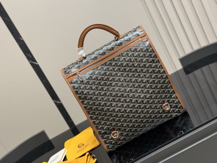 Goyard Backpack Retro And Youthful Generous Capacity For Laptop Unisex - Image 8