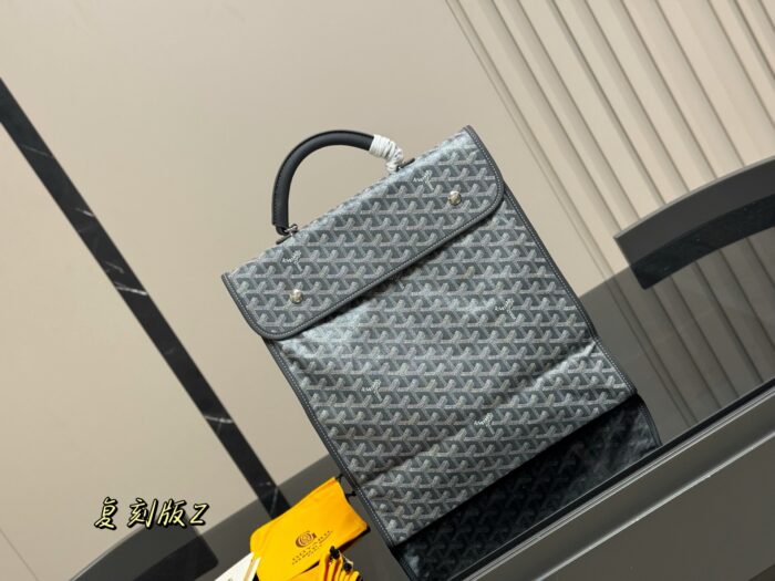 Goyard Backpack Retro And Youthful Generous Capacity For Laptop Unisex - Image 12