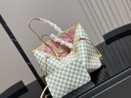 Louis Vuitton Neverfull Medium Classic Monogram Shopping Bag - Exceptional Texture