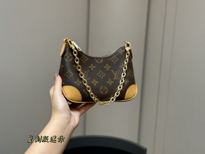 Louis Vuitton Mini Croissant Mini Bag - Image 9