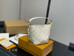 Louis Vuitton Vintage Bucket Bag With Coin Purse - Replica Edition - Image 5