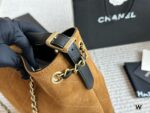 Chanel Métiers D'Art Collection: Patchwork Calfskin Leather Large Handbag - Image 4