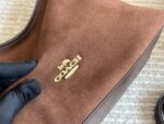 Coach Laurel Wander Bag: Dual-Strap Versatility With Zipped Side Pocket - Image 5