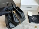 Chanel 25S Small Hobo Caviar Grain Leather Diamond Quilted Chain Bag Durable And Stylish