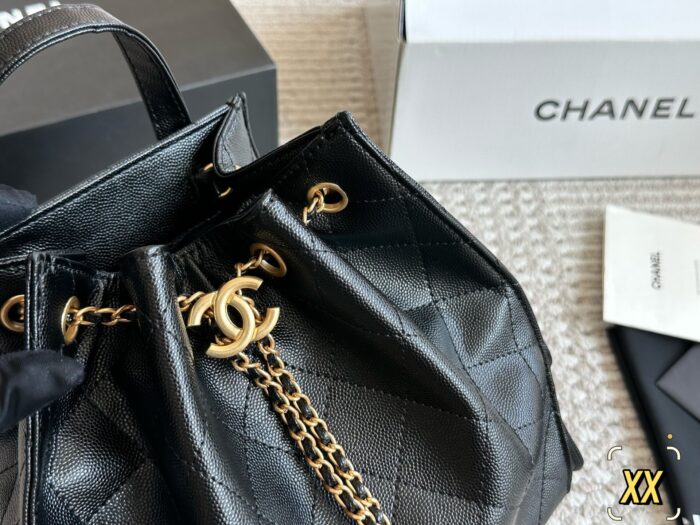 Chanel 25S Small Hobo Caviar Grain Leather Diamond Quilted Chain Bag Durable And Stylish - Image 2