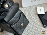 Chanel 25S Small Hobo Caviar Grain Leather Diamond Quilted Chain Bag Durable And Stylish - Image 7