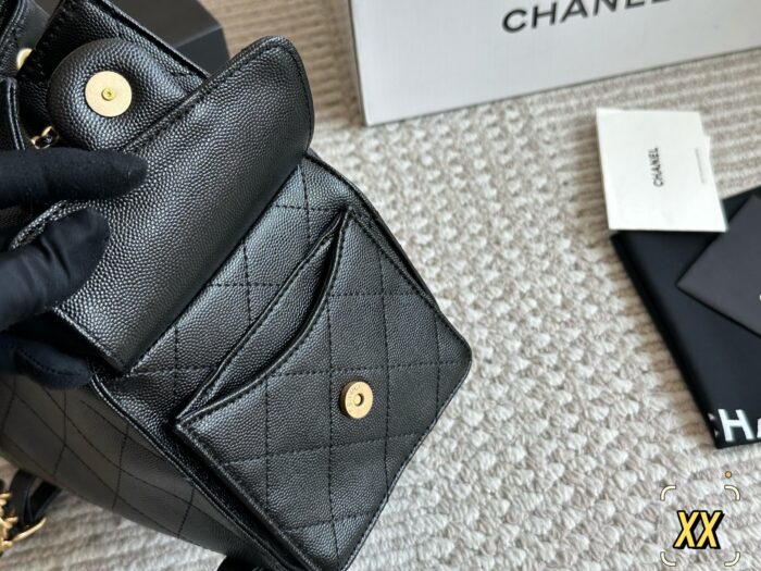 Chanel 25S Small Hobo Caviar Grain Leather Diamond Quilted Chain Bag Durable And Stylish - Image 7