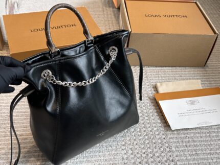 Louis Vuitton Off Duty Series Lambskin Multi-Wear Handbag