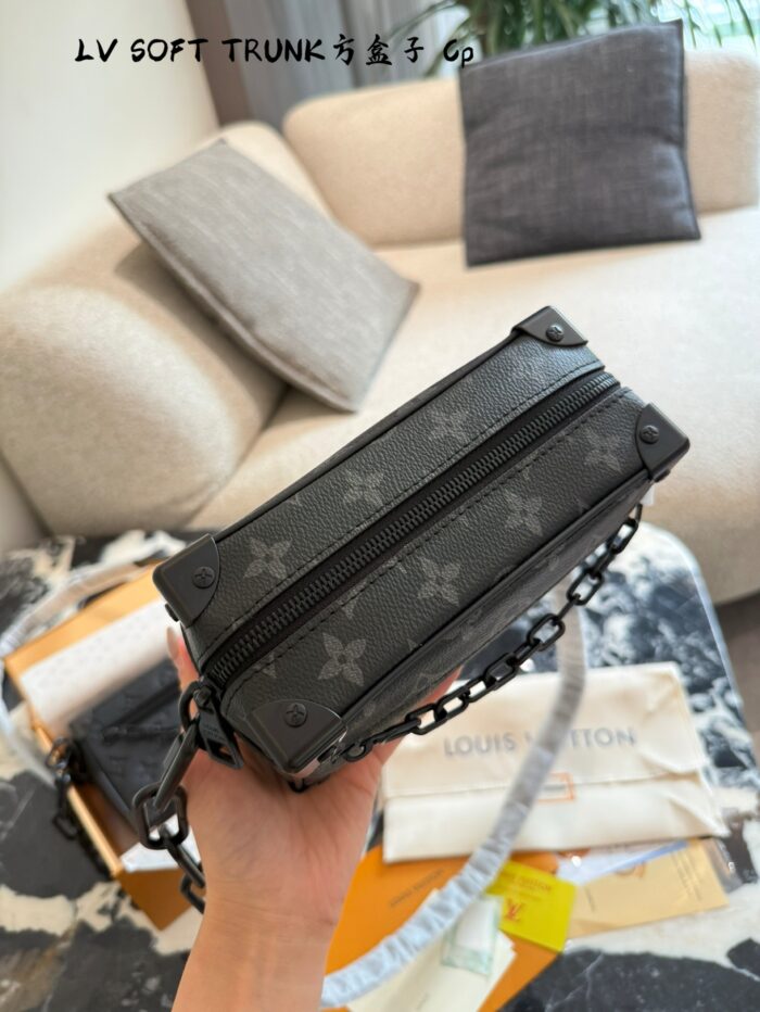 Louis Vuitton Soft Trunk Black Floral/Embossed Square Box Shoulder Bag - Image 5