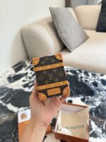 Louis Vuitton Trunk-Shaped Mini Pendant Coin Purse - Image 3