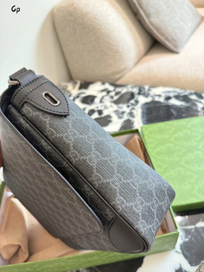 Gucci Hidia Series Embossed Vintage Square Bag Crossbody/Clutch Casual/Business Lightweight & Premium - Image 6