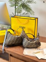 Fendi A Simply Fendi Bag Adjustable Shoulder Strap Underarm/Crossbody Carry Lightweight And Versatile Ample Capacity