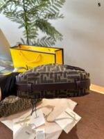 Fendi A Simply Fendi Bag Adjustable Shoulder Strap Underarm/Crossbody Carry Lightweight And Versatile Ample Capacity - Image 8