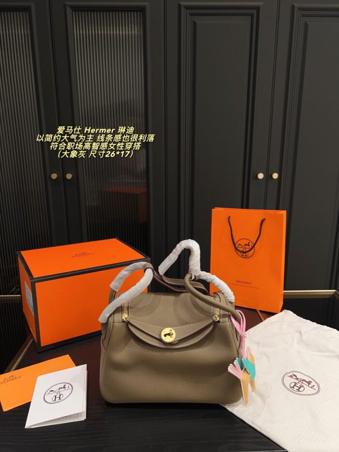 Hermès Lindy: Minimalist, Sophisticated, And Sharp-Lined Handbag For The High-Caliber Professional Woman. - Image 18