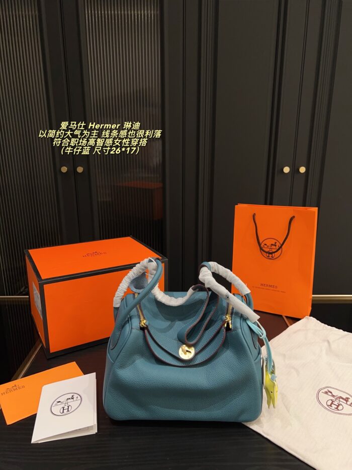 Hermès Lindy: Minimalist, Sophisticated, And Sharp-Lined Handbag For The High-Caliber Professional Woman. - Image 24