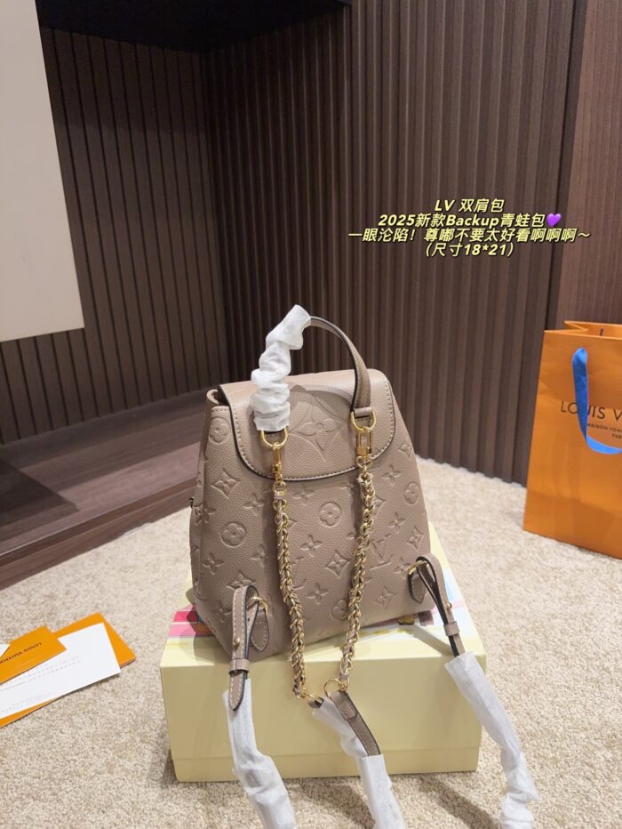 Louis Vuitton Backup Frog Backpack 2025 New Arrival Sunset Clouds Effect Light-Reactive Colour Change - Image 3