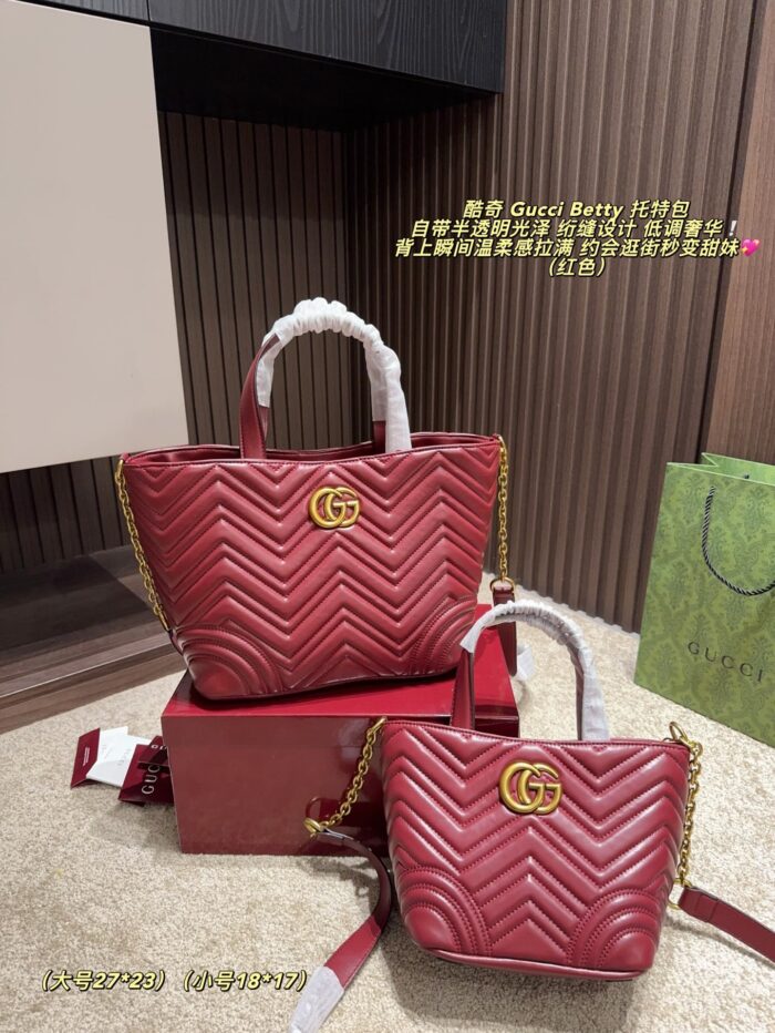 Gucci Betty Tote Bag Greek Lambskin Quilted Design Dual-Purpose: Handheld Or Crossbody - Image 13