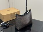 Coach Laurel Replica Edition Wander Bag Dual Straps For Versatile Carrying Built-In Zipped Side Pocket - Image 8