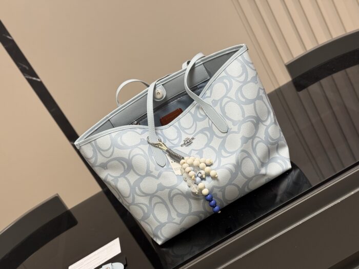 Coach City Series Classic Logo Tote Bag Massively Popular Versatile And Easy To Style - Image 1