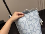 Coach City Series Classic Logo Tote Bag Massively Popular Versatile And Easy To Style - Image 7