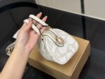 Coach Boston Pillow Bag Classic Entry-Level Luxury Piece Exceptional Value For Money Complete With Box - Image 6