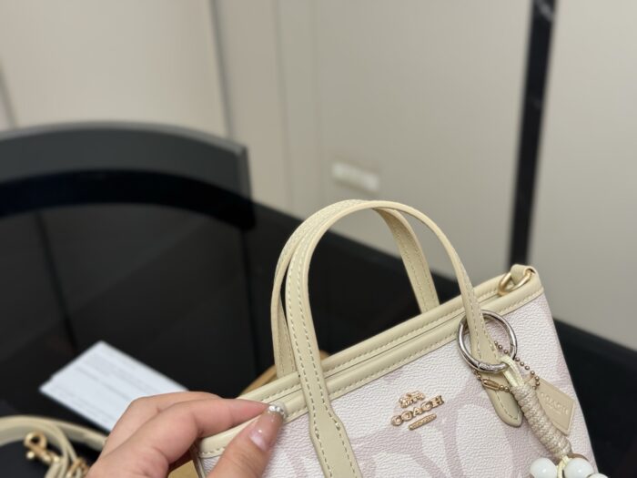 Coach Mini Tote Adorable Little Tote Shopping Bag - Image 3