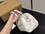Coach Boston Pillow Bag Classic Light Luxury Entry-Level High Cost-Performance - Image 7