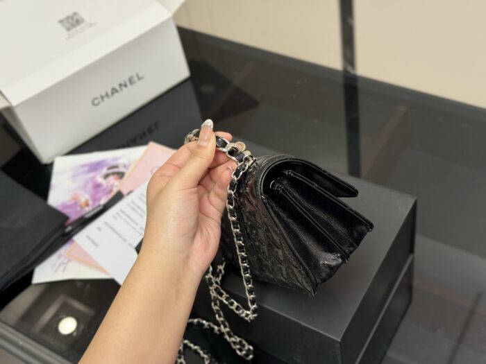 Chanel 25Ss Handle Accordion Bag Woc 25Ss Latest Release - Image 6