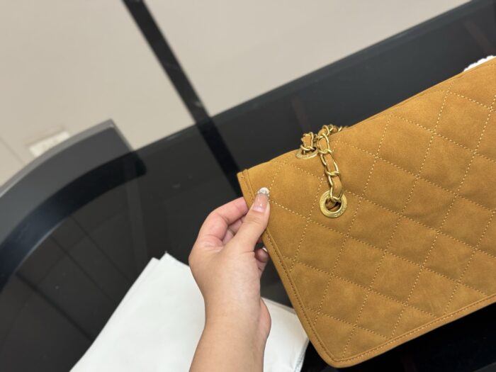 Chanel Vintage Suede Travel Bag - Image 3
