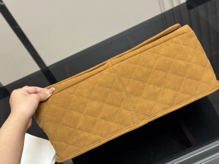 Chanel Vintage Suede Travel Bag - Image 9
