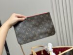 Louis Vuitton Neverfull Medium Tote Bag - Timeless Quality - Image 3