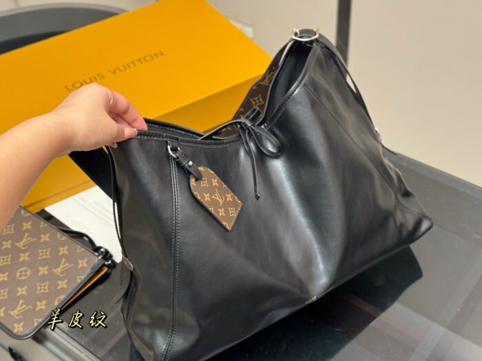 Louis Vuitton Carryall Bow-Tie Shoulder Bag With Coin Purse Insert Single-Shoulder Crossbody - Image 5