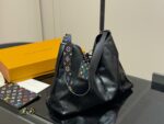 Louis Vuitton Carryall Bow-Tie Shoulder Bag With Coin Purse Included, Single-Shoulder Crossbody - Image 5