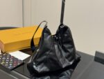 Louis Vuitton Carryall Bow-Tie Shoulder Bag With Coin Purse Included, Single-Shoulder Crossbody - Image 8