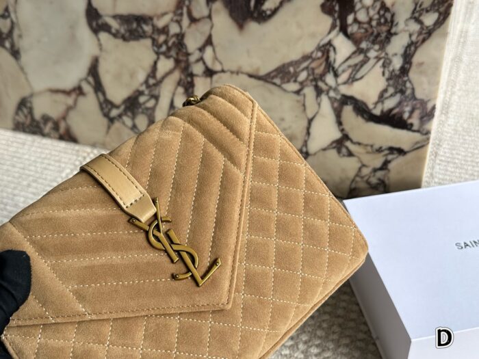 Yves Saint Laurent Lenvelope Envelope Bag Classic Autumn Edition - Image 3
