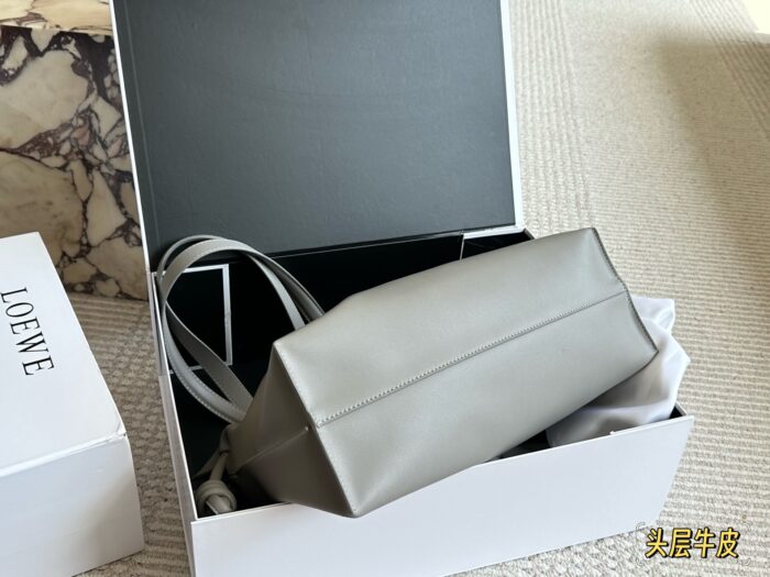 Loewe Calfskin Shopping Tote Handheld Or Underarm Carry Practical Capacity - Image 4