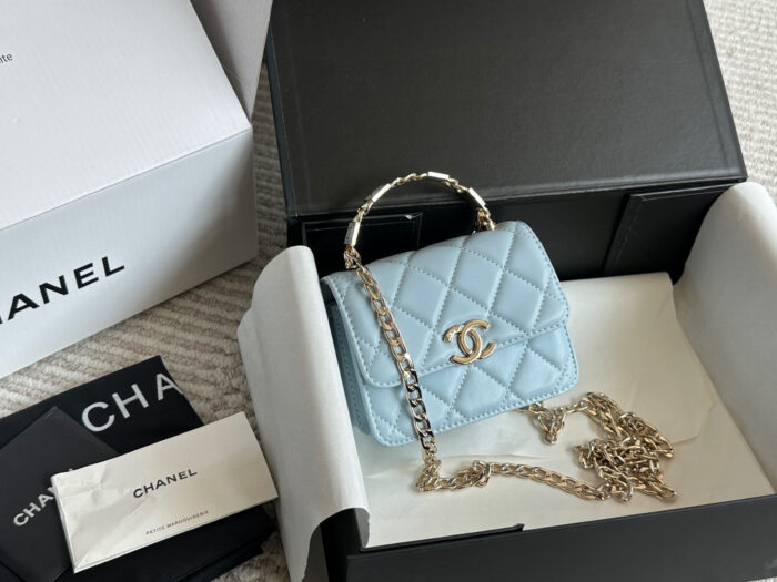 Chanel 22S Enamel Handle Mini Bag White Metal Hardware Coco Enamel Openwork Handle - Image 3