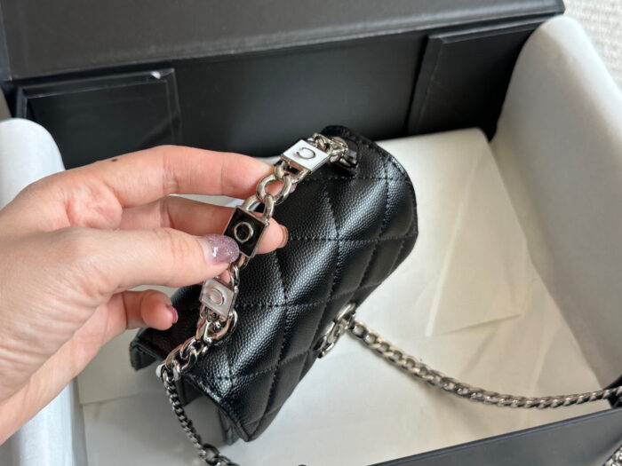 Chanel 22S Enamel Handle Mini Bag White Metal Hardware Coco Openwork Handle - Image 2