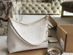 Coach New Laurel Wander Bag Dual-Strap Versatile Carrying Options Complete With Box And Pendant Internal Zipped Side Pocket - Image 4