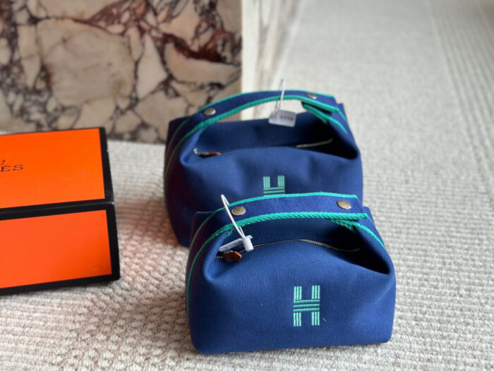 Hermes Toiletry Bag (Lunchbox Bag) Original Canvas Simple Lines Practical - Image 6